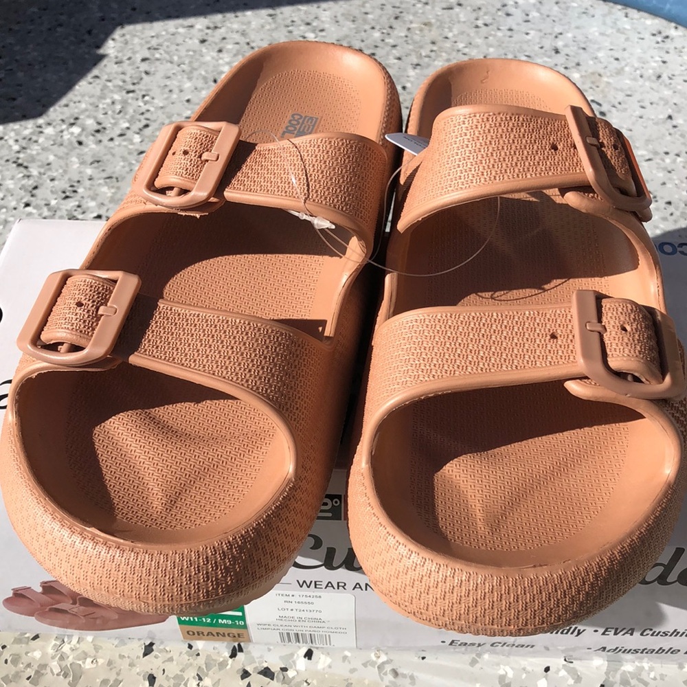 32 Degrees Ladies/Mens Buckle Cushion Slide Sandal Size W11-12/M9-10 Unisex NEW